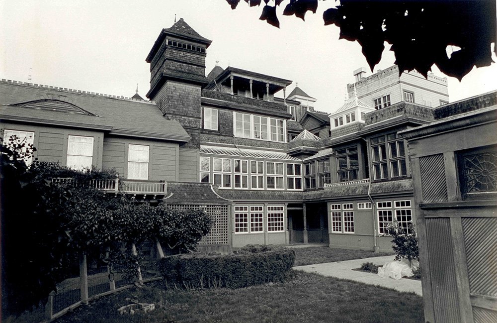 Historical photo of the Winchester Mystery House