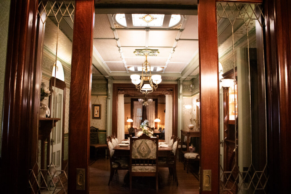 Twin Dining Rooms: Winchester Mystery House